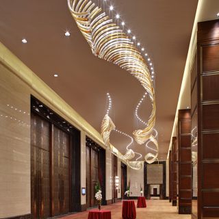 酒店大堂异形灯